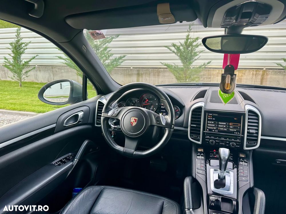 Porsche Cayenne 3.0TD TipTronic - 9