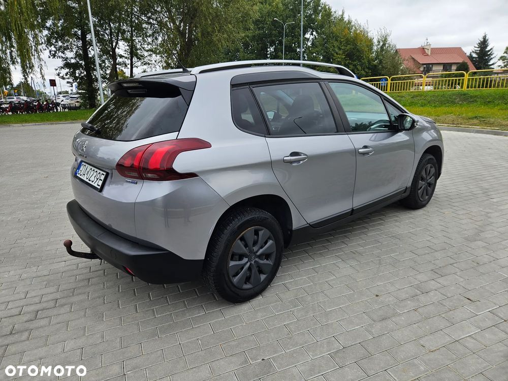 Peugeot 2008 BlueHDi 100 STOP & START Allure - 5