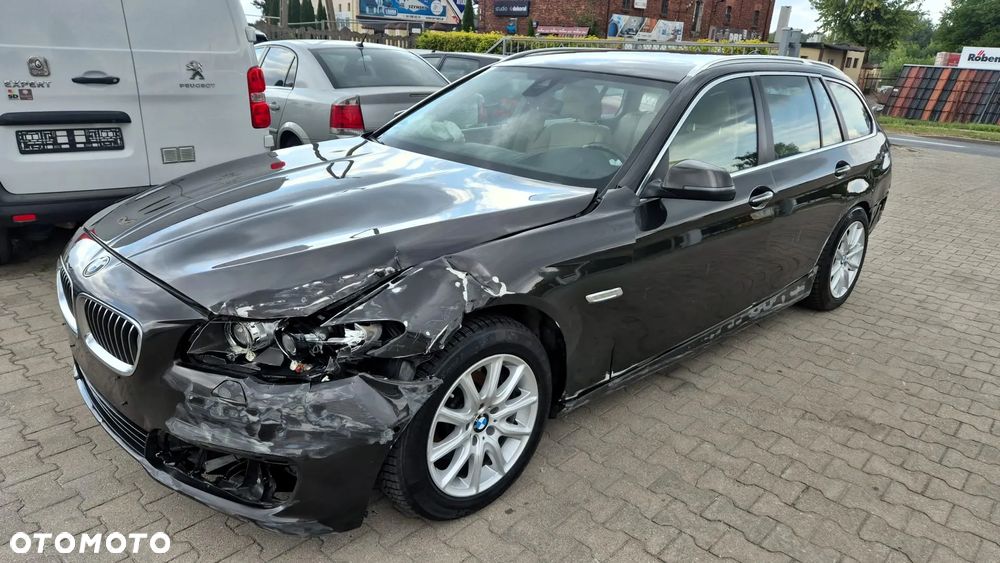 BMW Seria 5 520d Luxury Line - 3