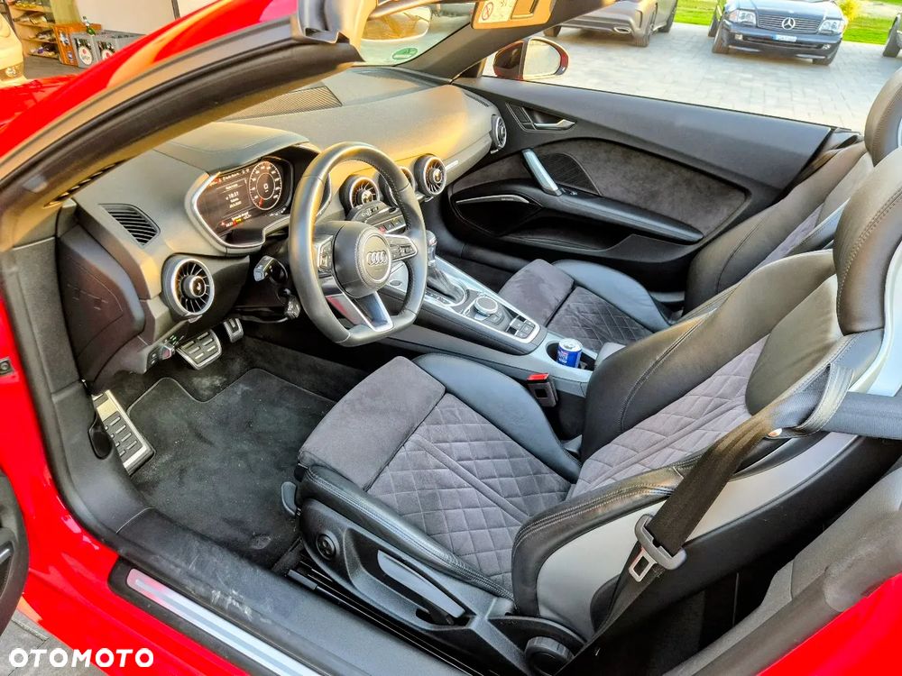 Audi TT RS Roadster - 12