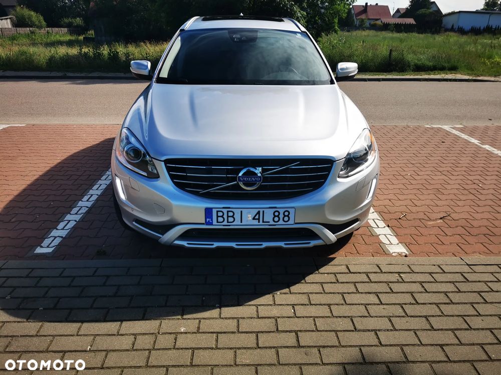 Volvo XC 60 - 1