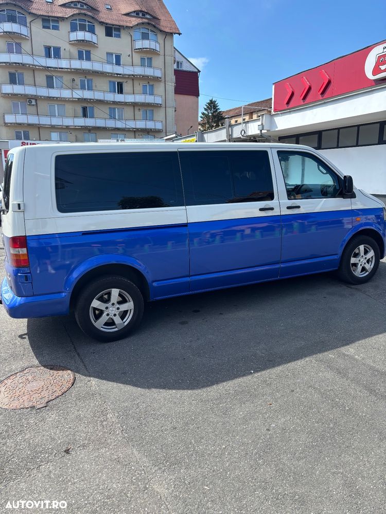 Volkswagen Multivan - 1