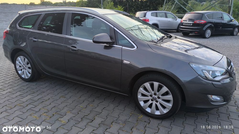 Opel Astra 1.4 Turbo Innovation - 11
