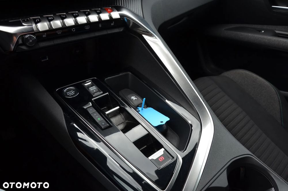 Peugeot 3008 1.6 PureTech Hybrid PHEV Active Pack S&S EAT8 - 22