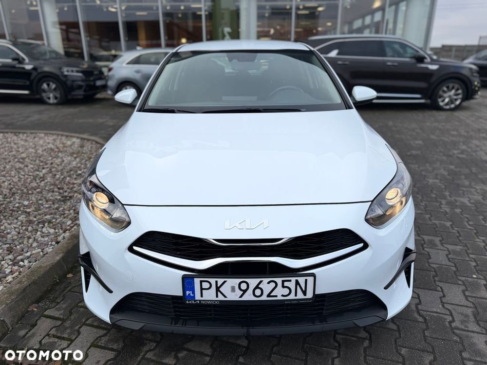 Kia Ceed 1.5 T-GDI M - 8