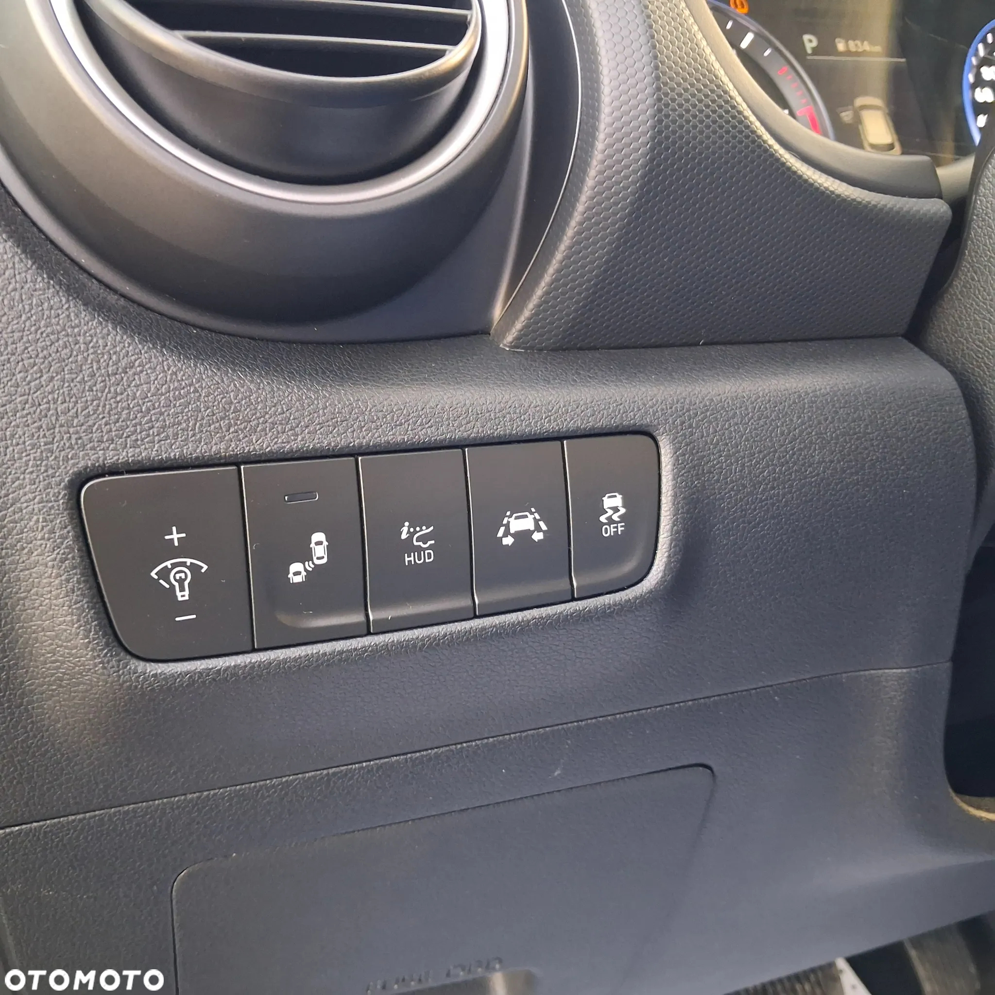 Hyundai Kona 1.6 CRDi DCT 4WD Premium - 19