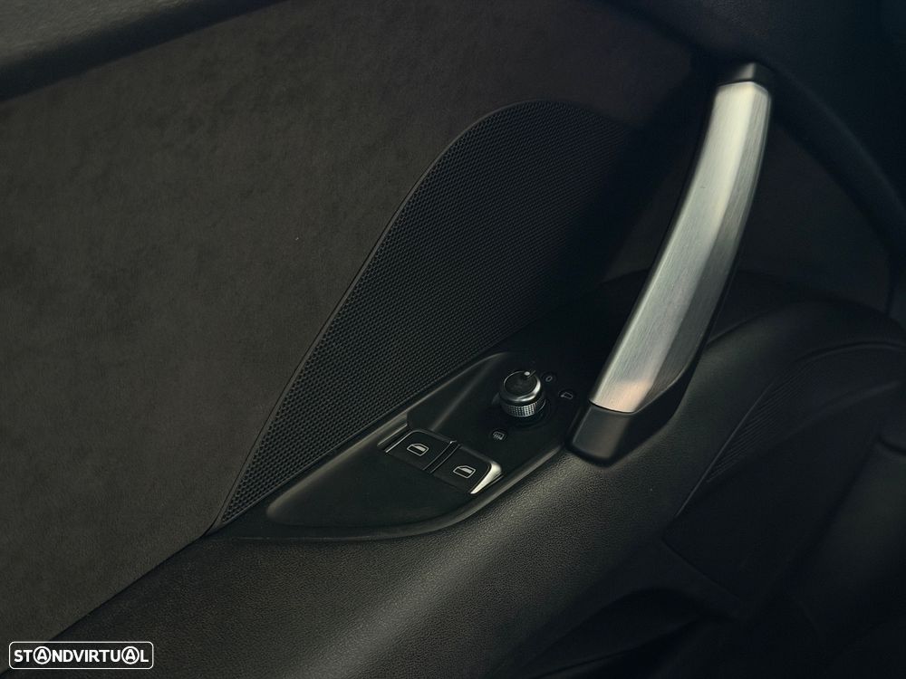 Audi TT Coupé 1.8 TFSI S-line S tronic - 29