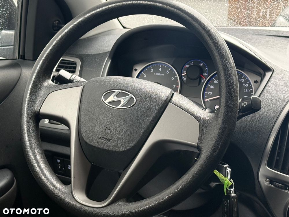 Hyundai i20 1.2 Fifa World Cup Edition - 13