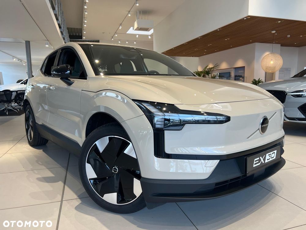 Volvo EX30 69kWh Twin Motor Plus - 5