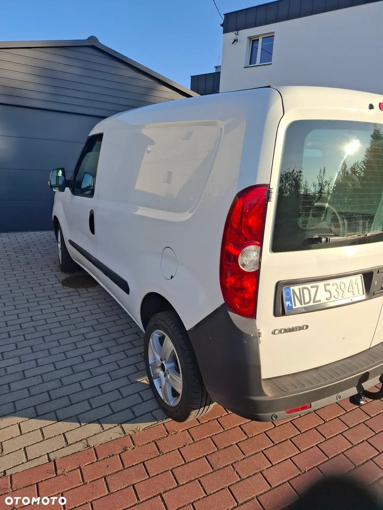 Opel Combo - 9