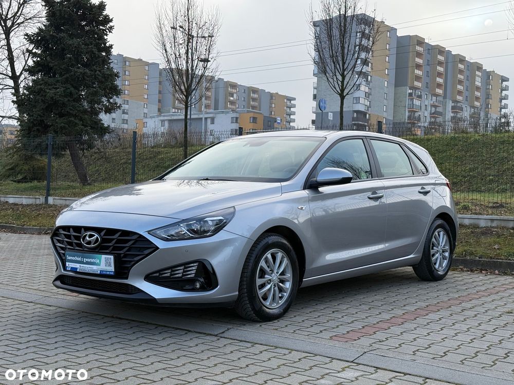Hyundai i30 1.5 DPI Classic + - 33
