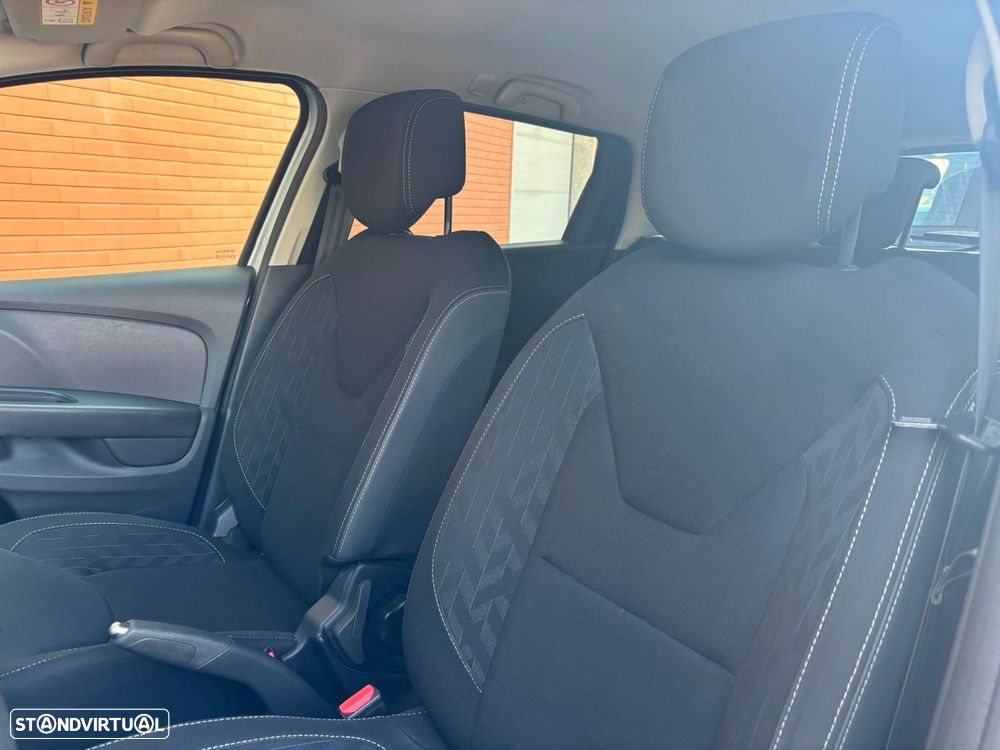 Renault Clio Sport Tourer 0.9 TCe Limited - 25