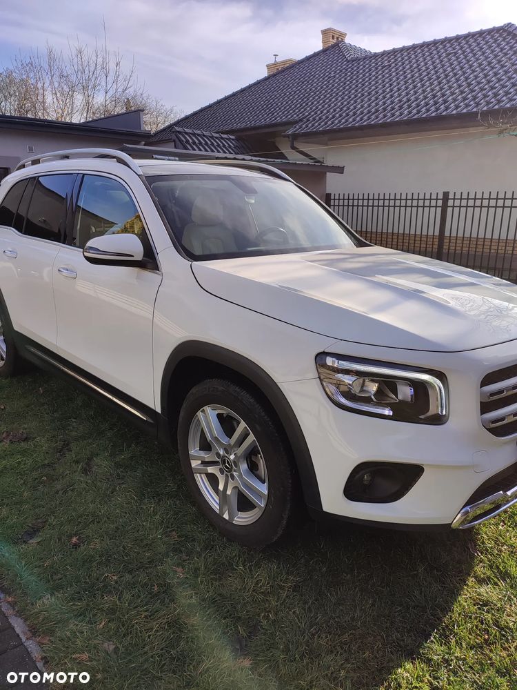 Mercedes-Benz GLB 250 4-Matic 8G-DCT - 5