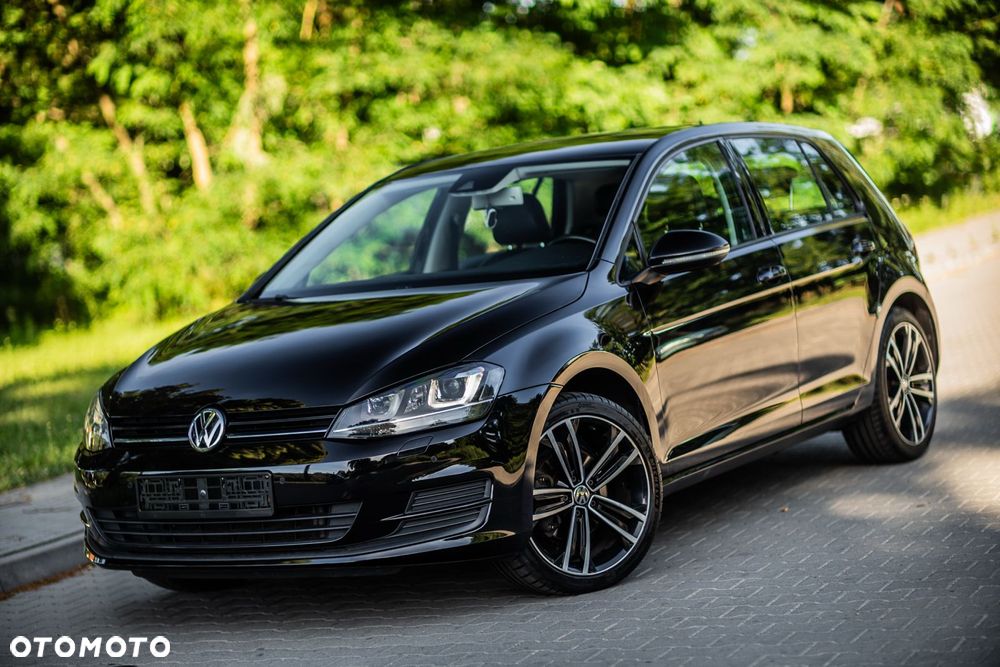Volkswagen Golf 2.0 TDI BlueMotion Technology Edition - 2