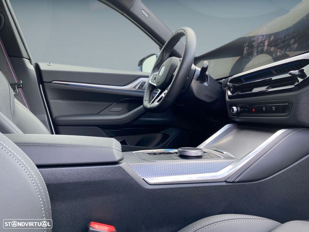 BMW i4 eDrive40 Pack Desportivo M Pro — fotografia 14