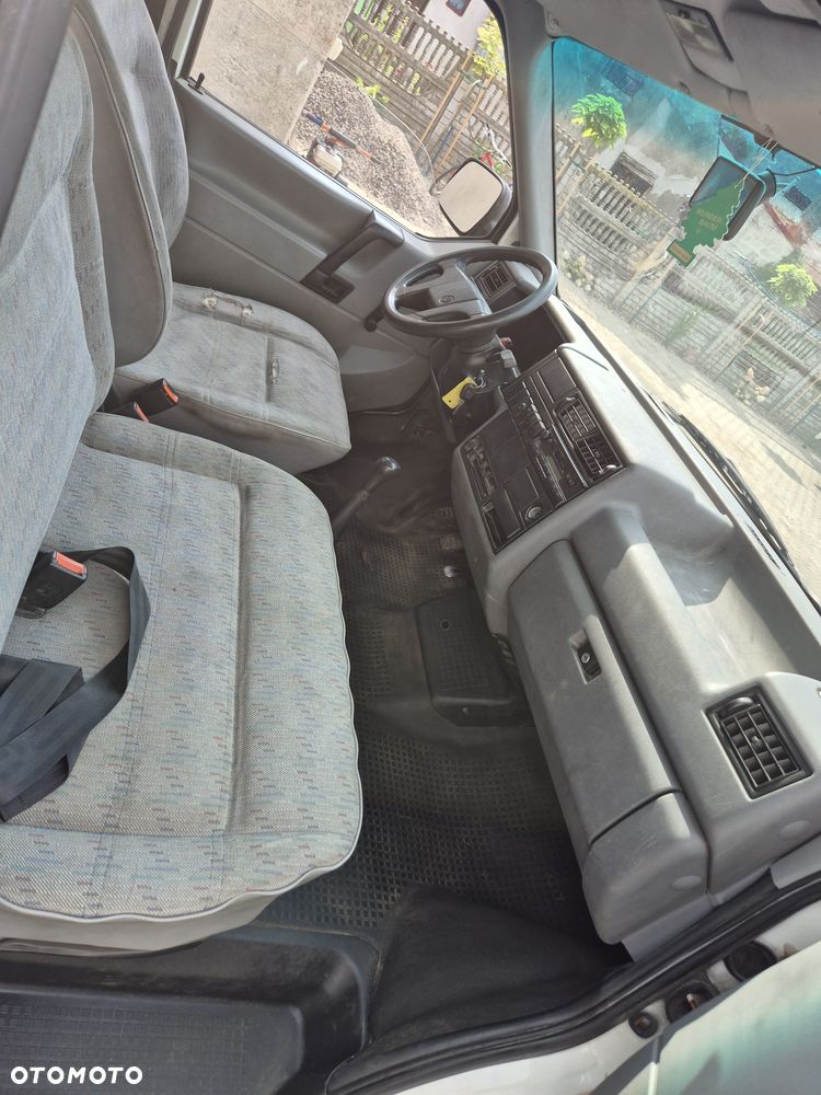 Volkswagen Transporter - 5