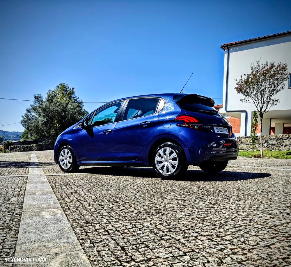 Peugeot 208 1.2 PureTech Style EAT6 - 3