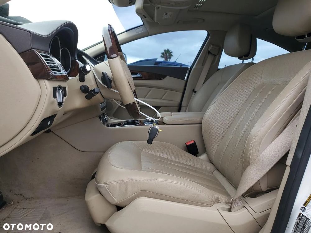 Mercedes-Benz CLS 500 BlueEFFICIENCY 7G-TRONIC Edition 1 - 8