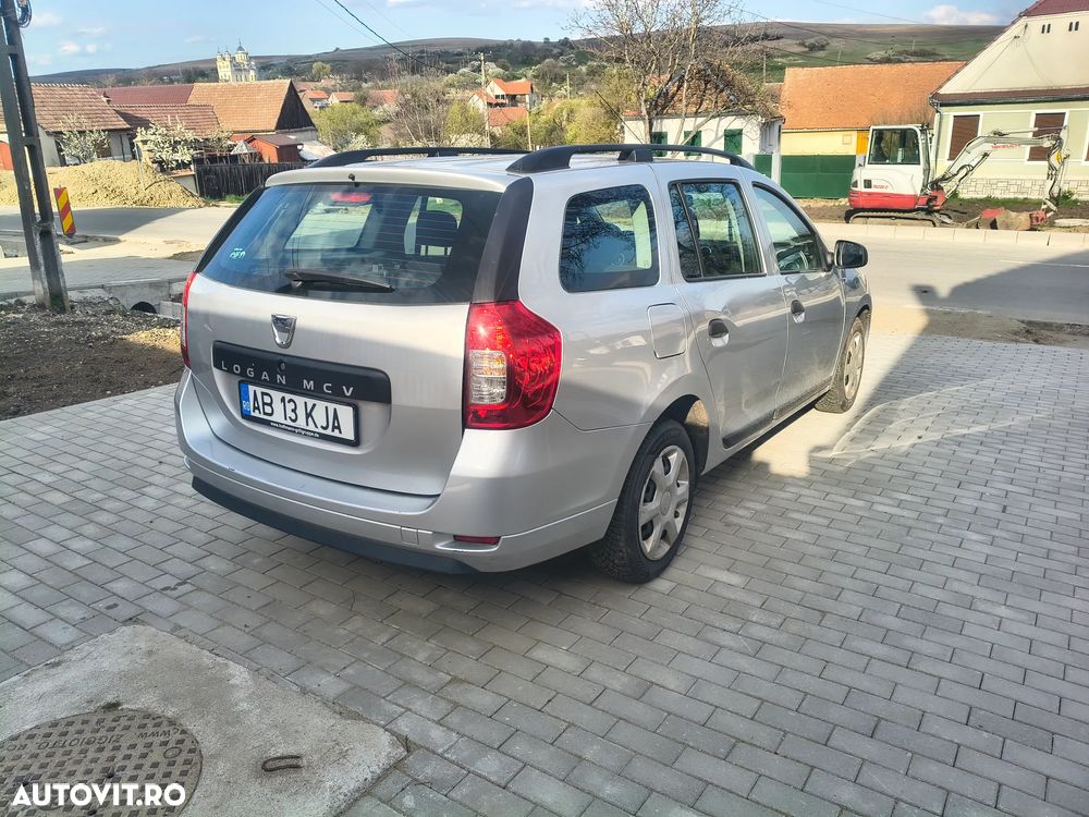 Dacia Logan 1.2 16V 75 Laureate - 6