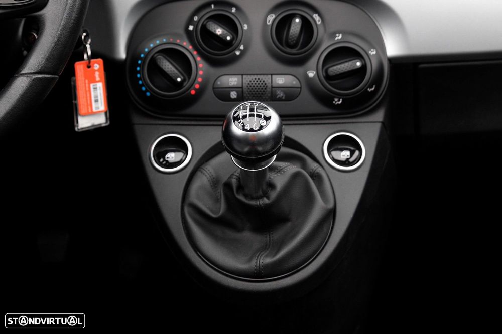 Fiat 500C 1.0 Hybrid Connect - 22