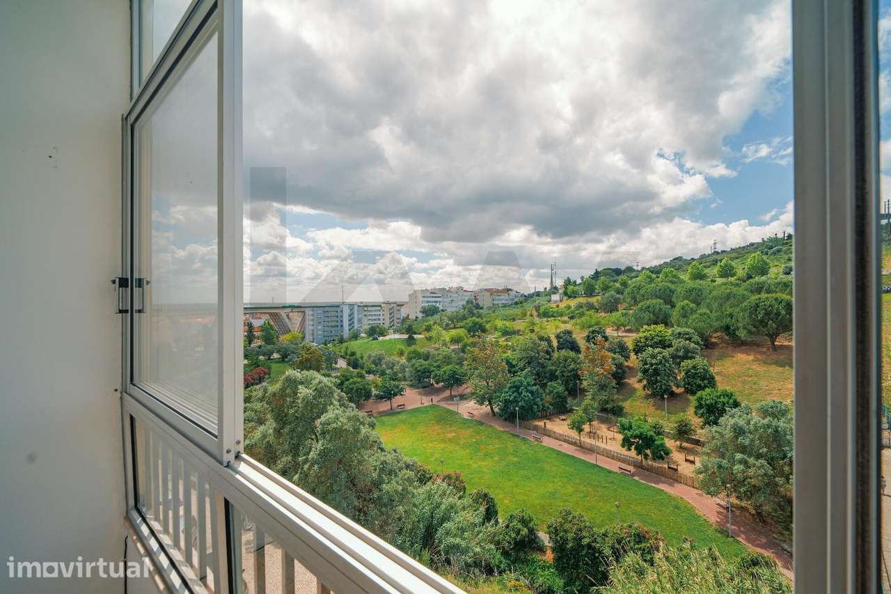 T2 Luminoso com localização Premium em Vila Franca de Xira - Grande imagem: 4/32