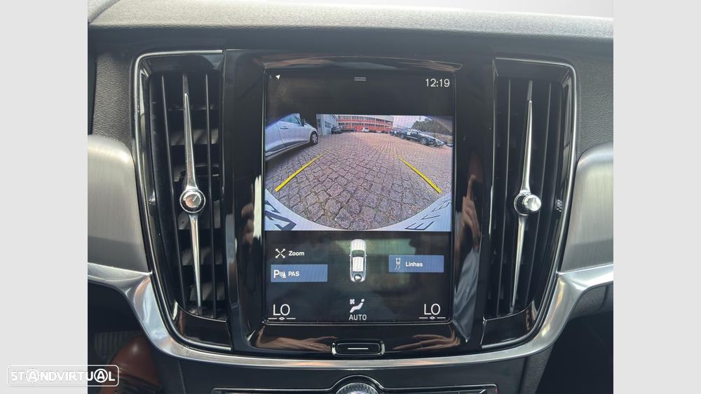 Volvo S90 2.0 T8 Momentum Plus AWD Geartronic - 14