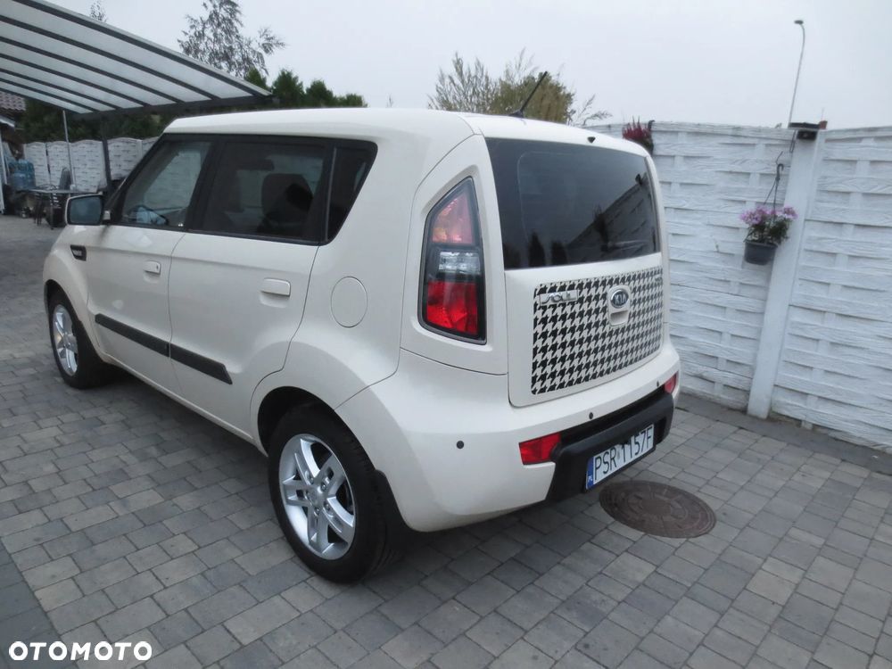 Kia Soul 1.6 CRDi XL - 18