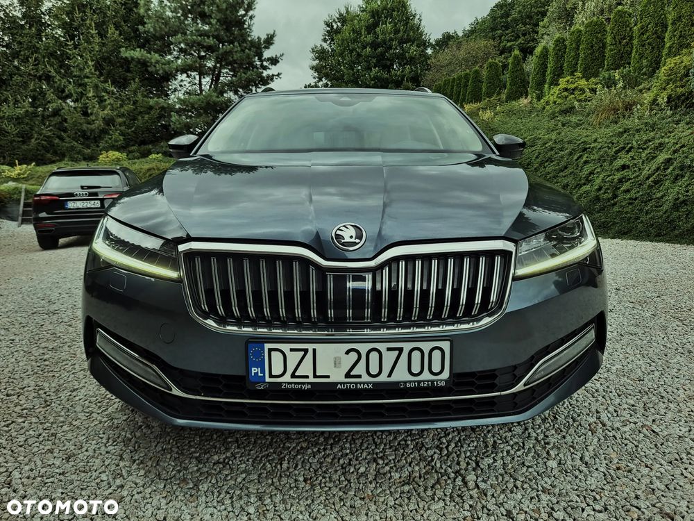 Skoda Superb Combi 2.0 TDI DSG Premium Edition - 5