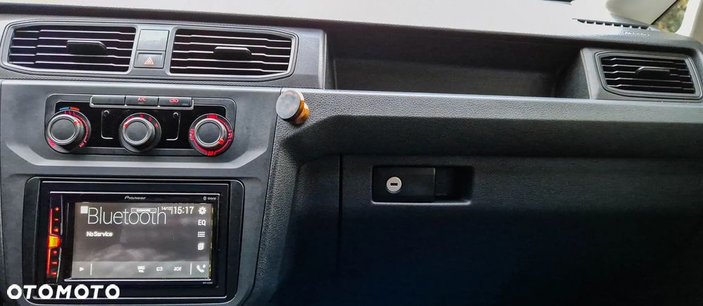 Volkswagen Caddy - 10