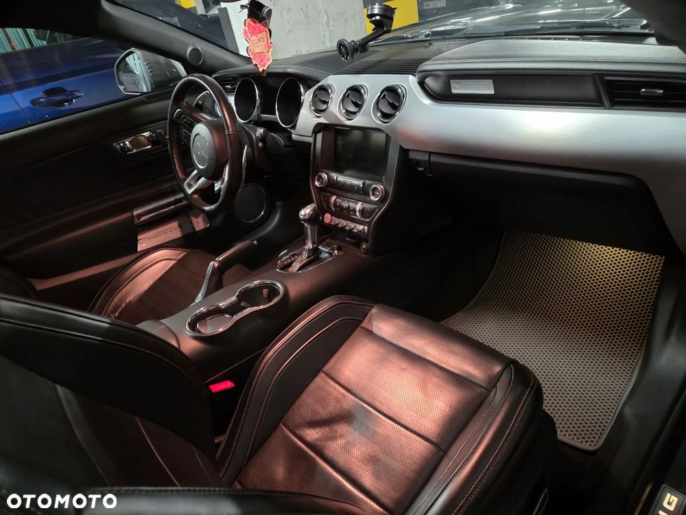 Ford Mustang 2.3 EcoBoost - 30