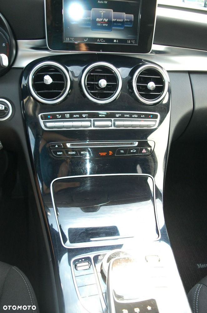 Mercedes-Benz Klasa C - 23