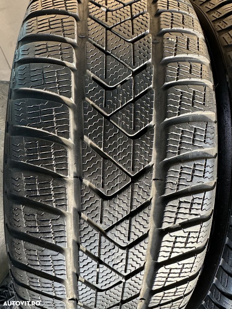 245/50 R19 Pirelli Sottozero 3 Run Flat - 3