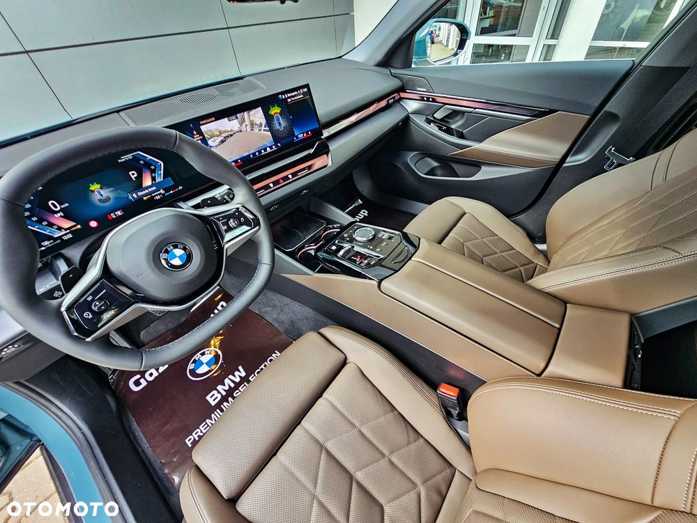 BMW Seria 5 520i - 12