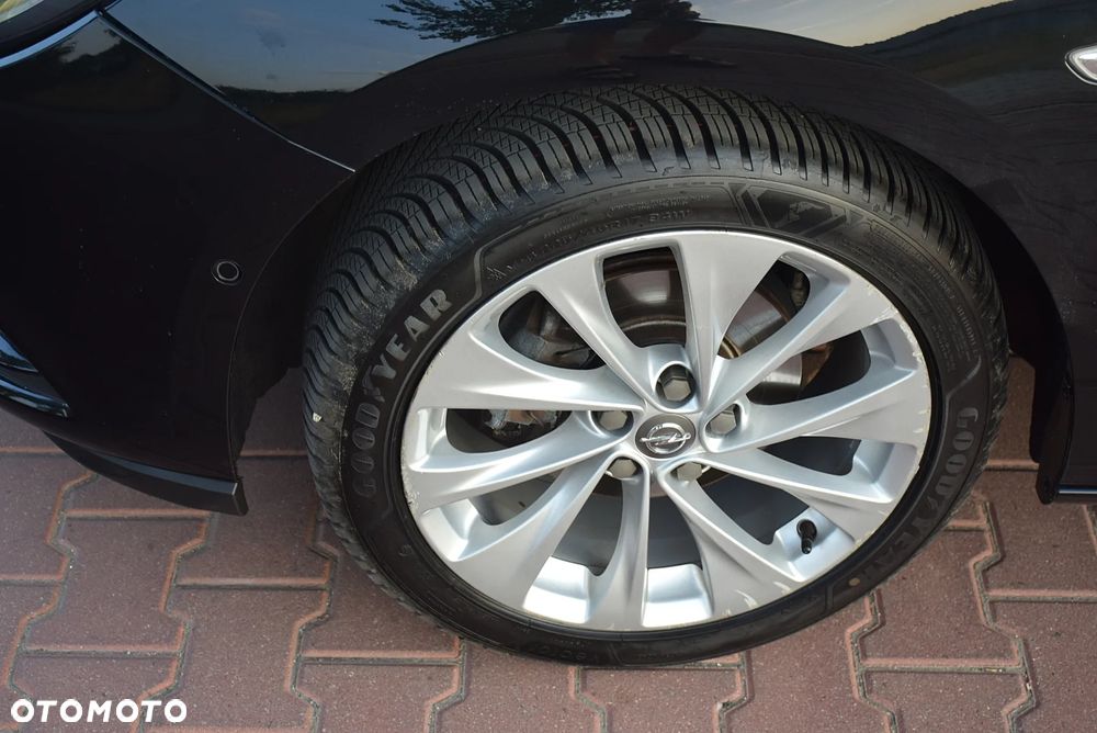 Opel Astra 1.4 Turbo Innovation - 17