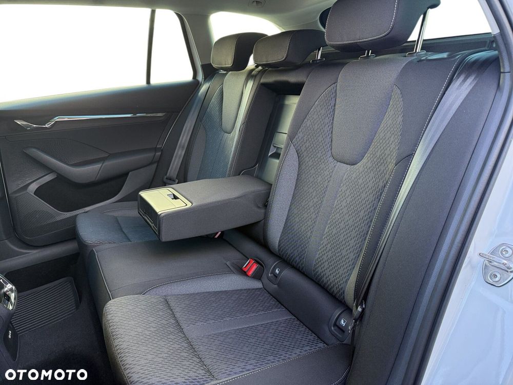 Skoda Octavia 2.0 TDI Style DSG - 15