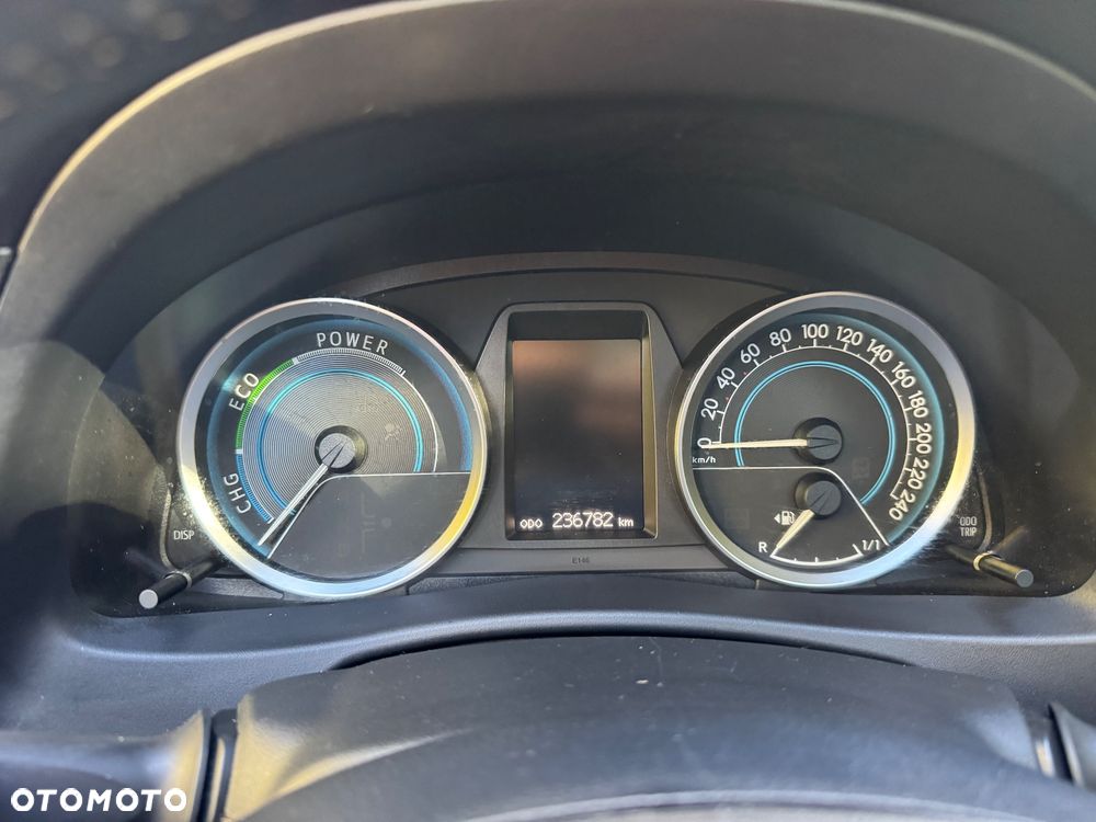 Toyota Auris 1.8 HSD Luna - 10