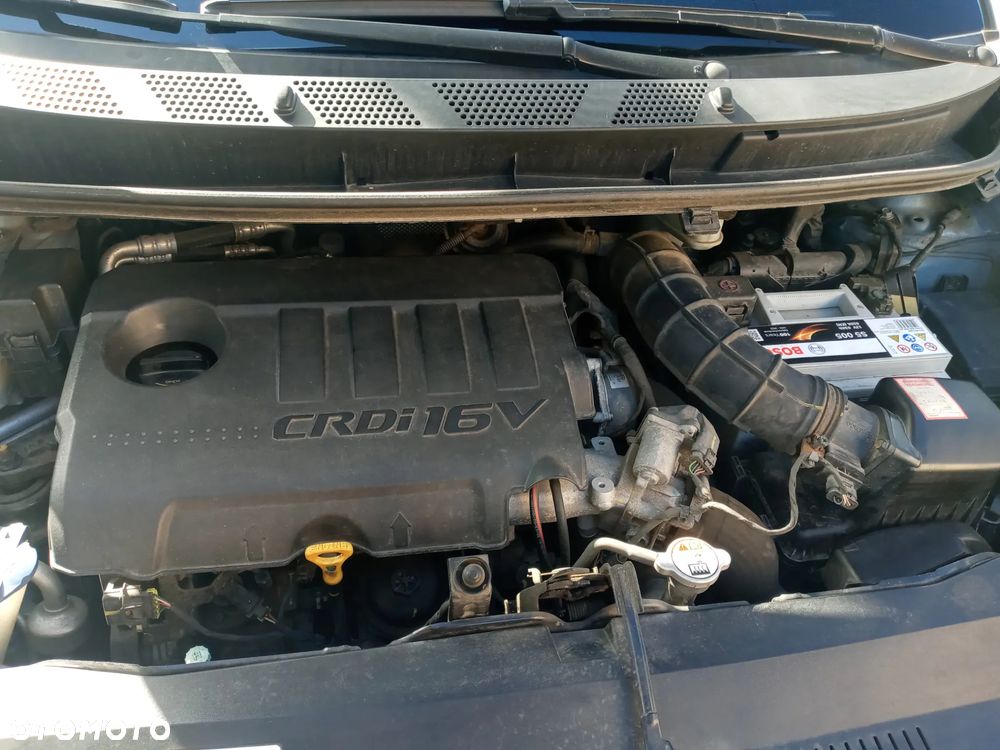 Hyundai ix20 1.6 CRDi UEFA EURO 2012 Edition - 8