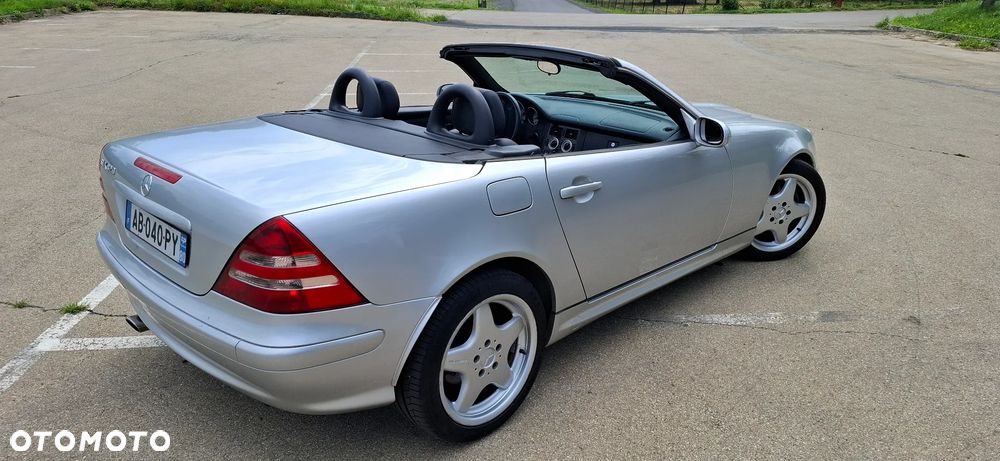 Mercedes-Benz SLK 320 - 12