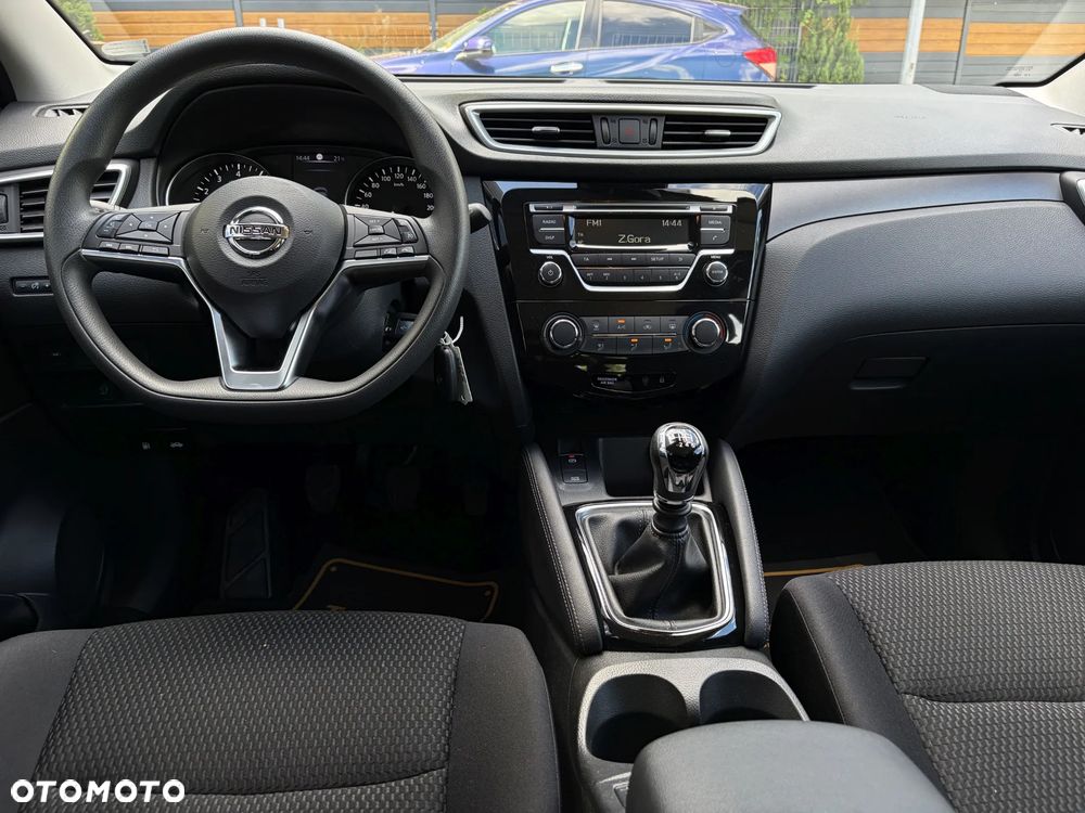 Nissan Qashqai 1.3 DIG-T N-Connecta - 31