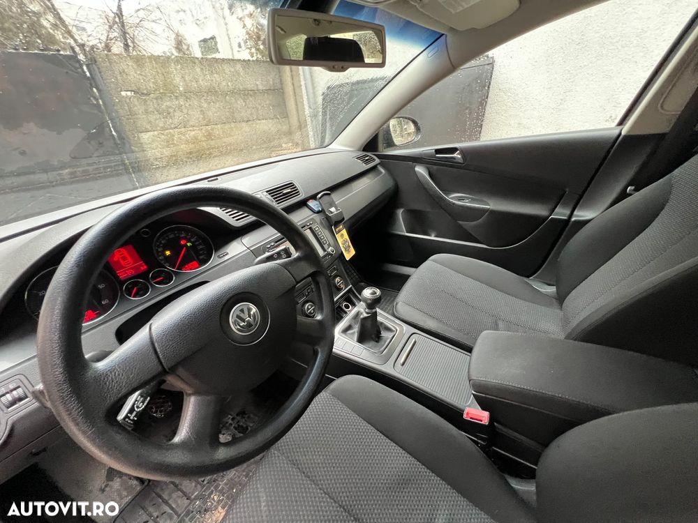 Volkswagen Passat 2.0 TDI DPF Comfortline - 6