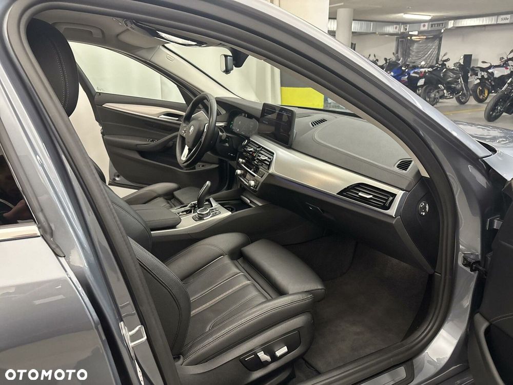 BMW Seria 5 - 22
