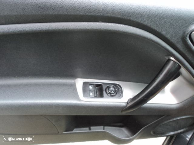 Alfa Romeo MiTo 1.3 JTD Distinctive - 15