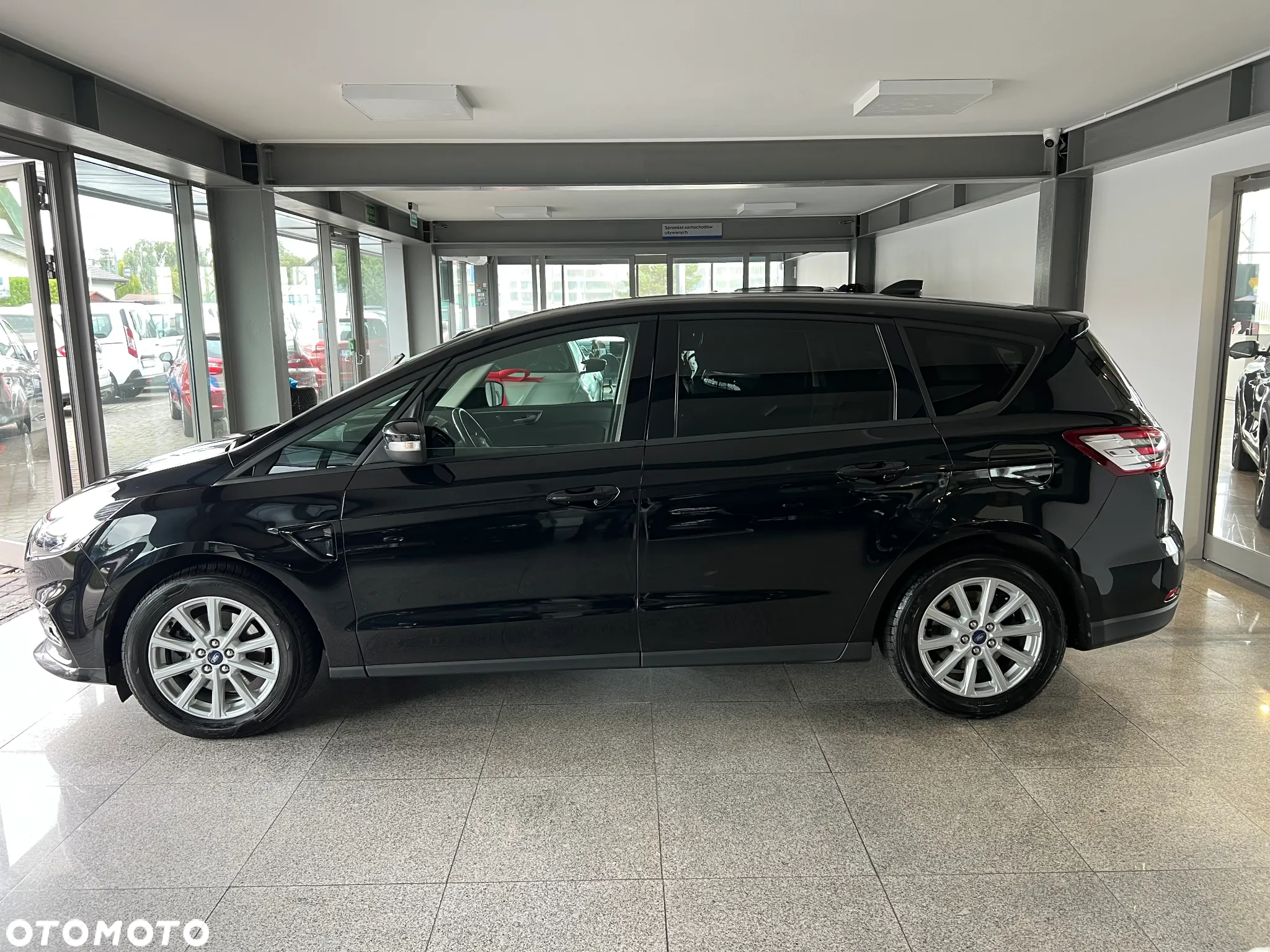 Ford S-Max 2.0 EcoBlue Titanium - 10