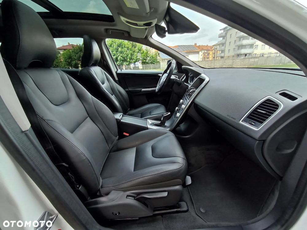 Volvo XC 60 - 23
