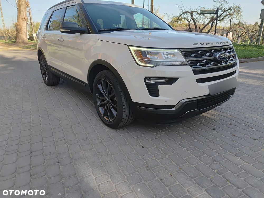 Ford Explorer - 3