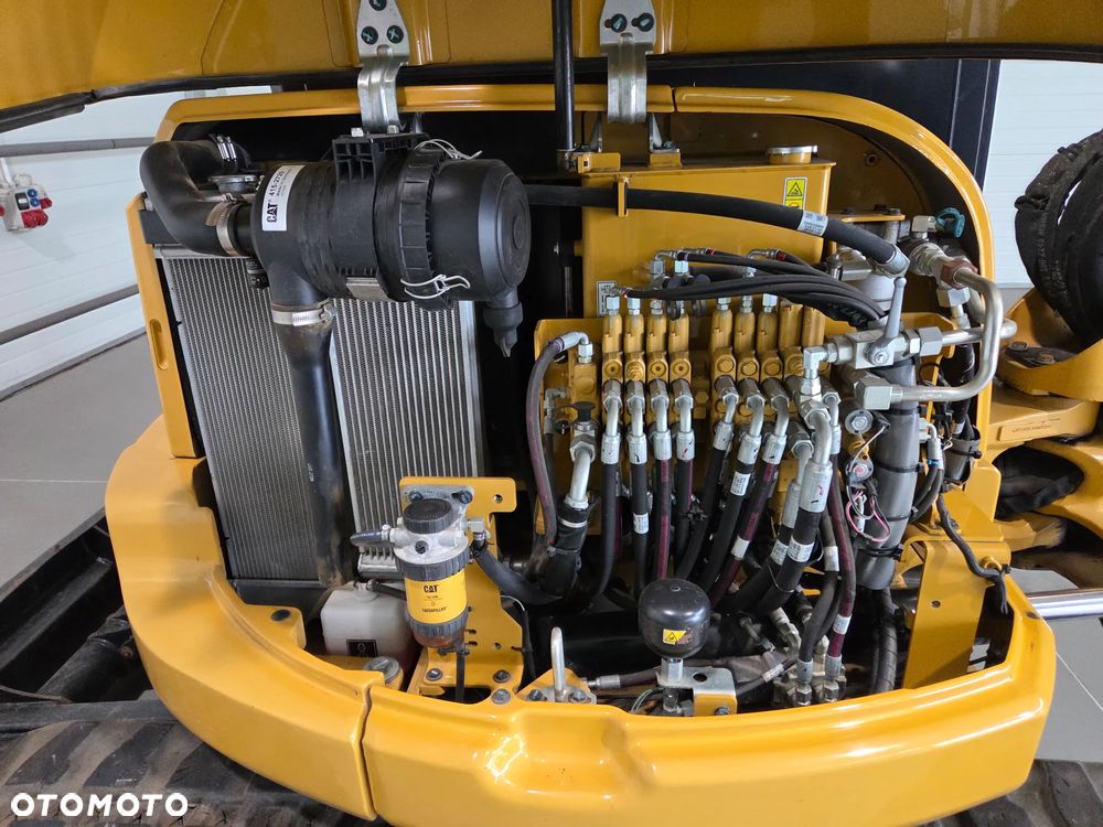 Caterpillar 305E2 - 16
