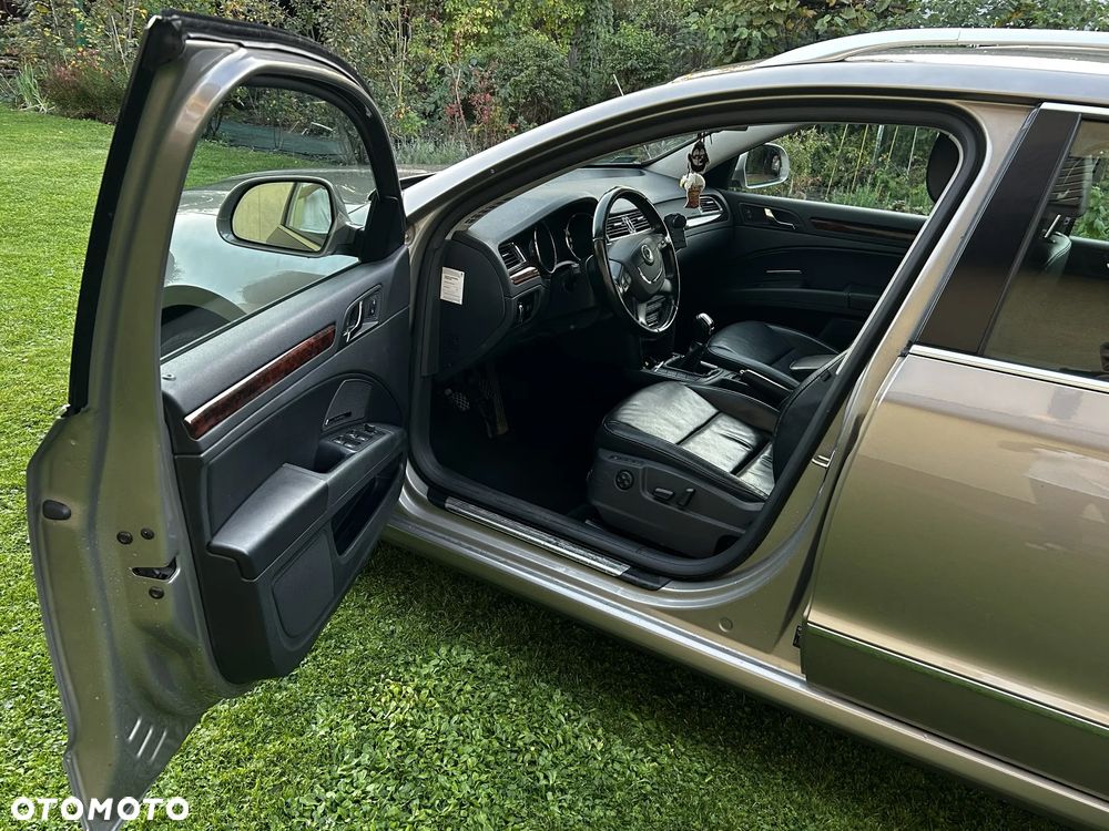 Skoda Superb - 16