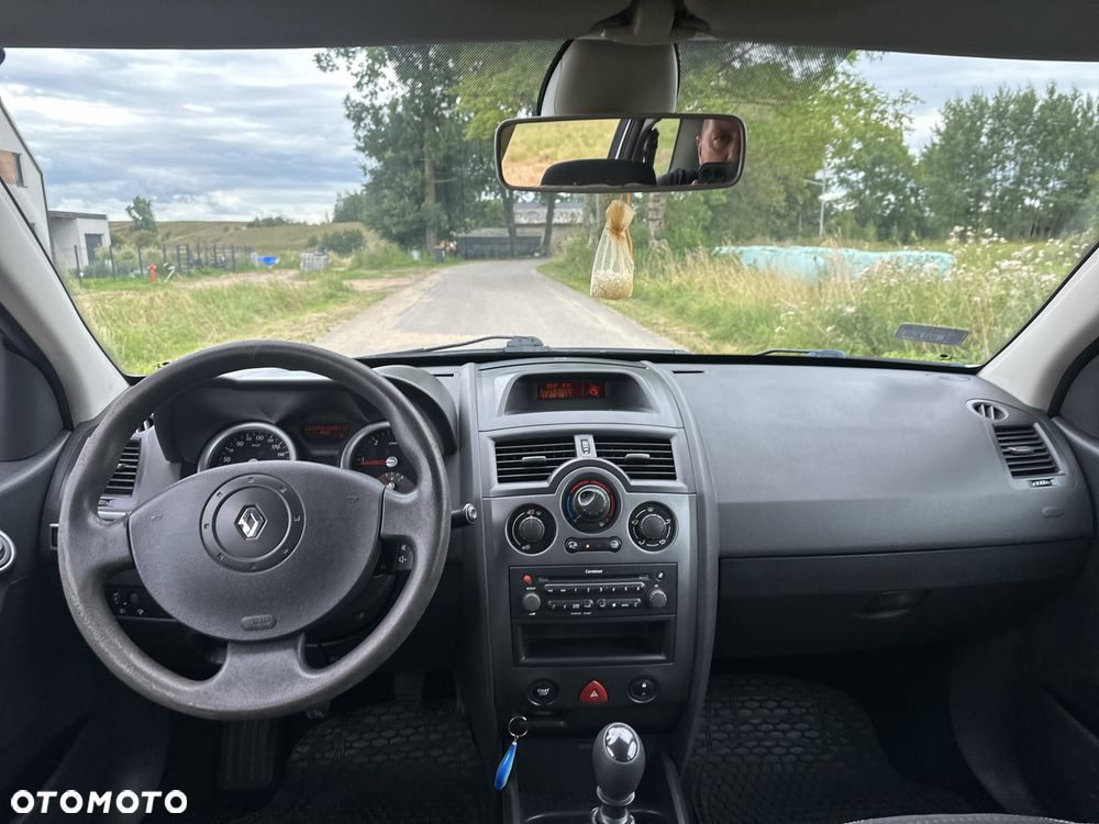 Renault Megane - 8