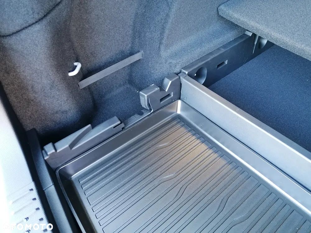 Ford Focus 1.0 EcoBoost mHEV ST-Line X - 14