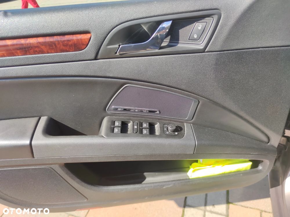 Skoda Superb 2.0 TDI Elegance - 10